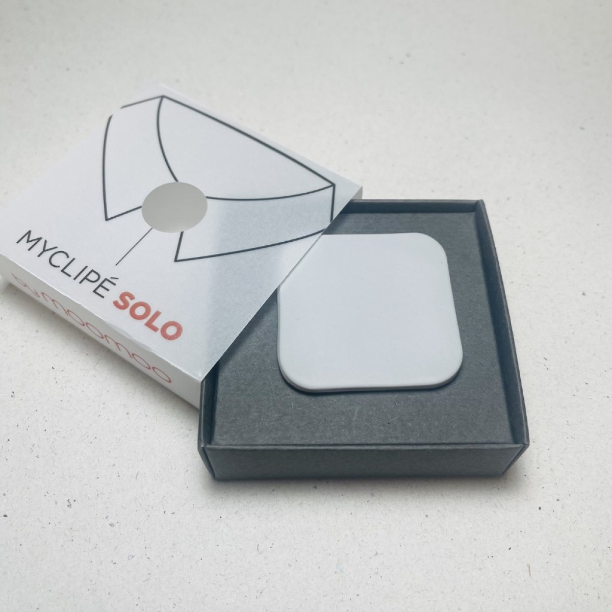SOLO SQUARE LIGHT GREY